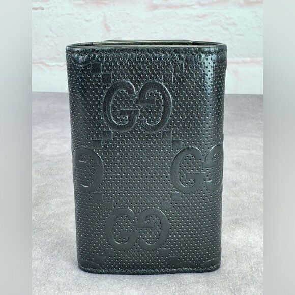 Gucci GG Embossed Leather Key Case Black - Picture 2 of 12